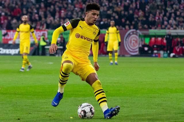  曼联租借桑乔至多特，重燃德甲希望  